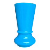Vase en opaline de foire bleue