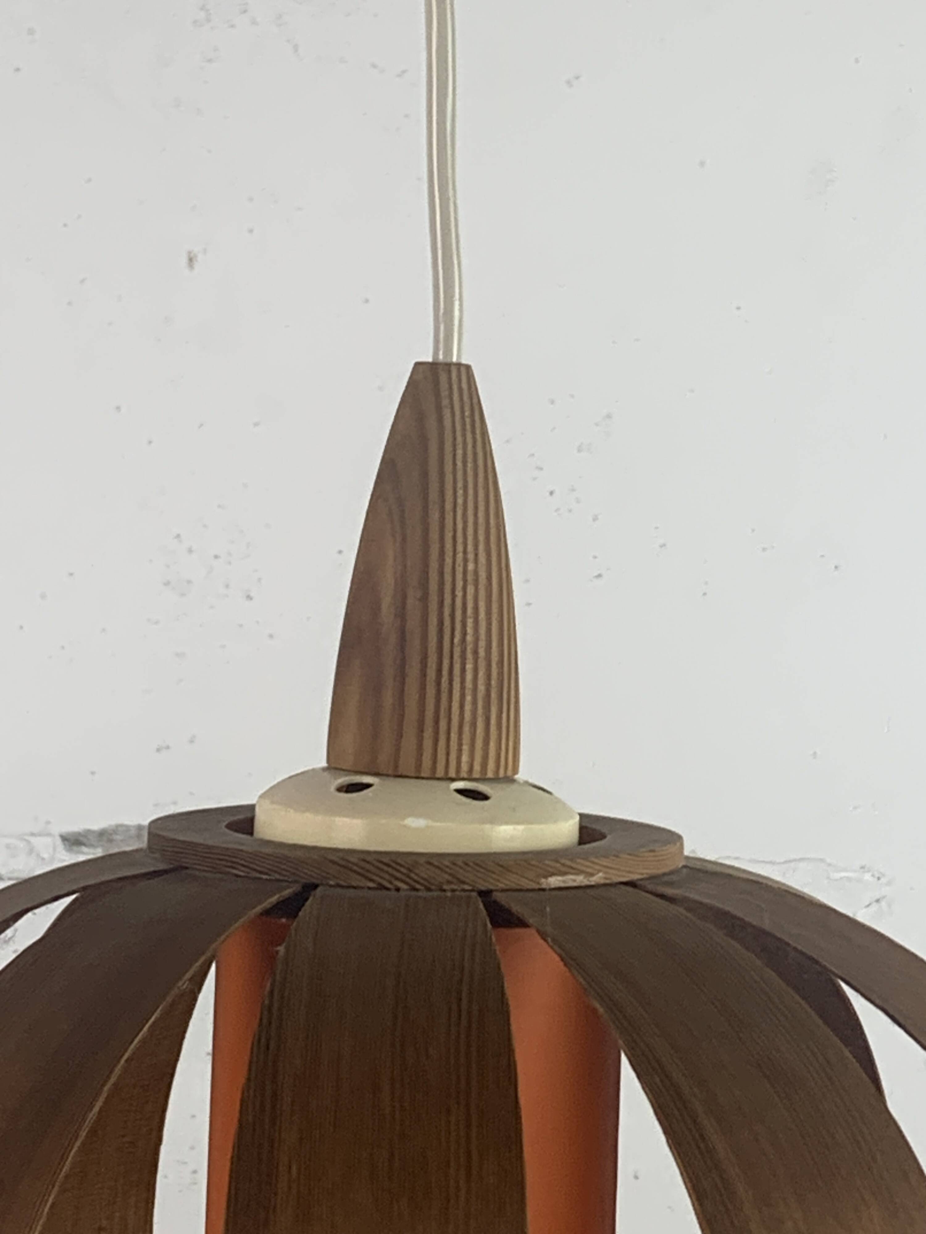 Pendentif champignon OVNI de l'ère spatiale du milieu du siècle, style Hans Agne Jakobsson