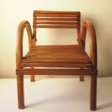 Chaise moderniste en bois