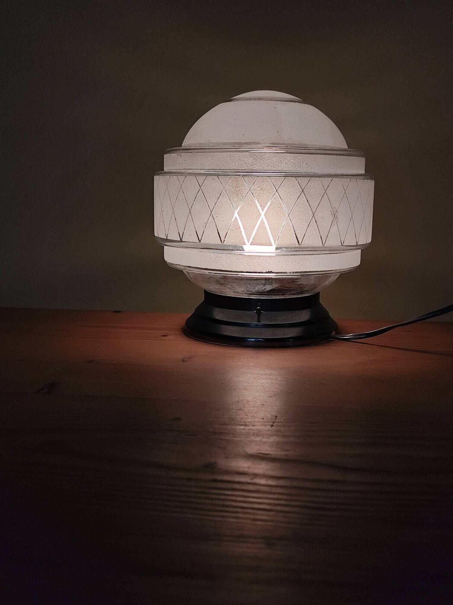 plafonnier des années 40,  globe verre granité opaque -  lampe de table