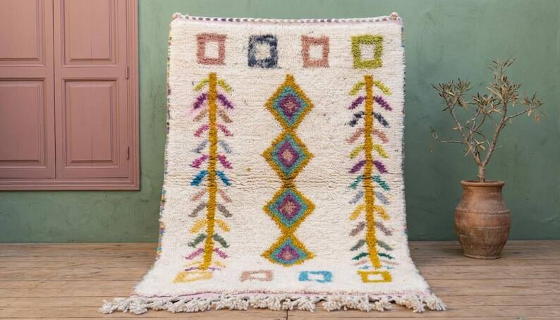 Traditional handmade Moroccan rug 200cm x 300cm