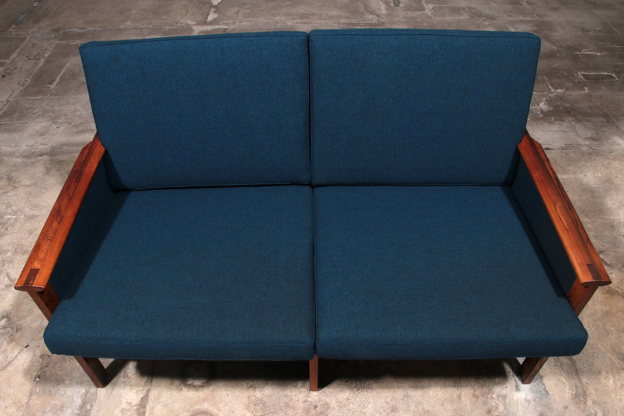 Banc et table Capella par Illum Wikkelsø pour Niels Eilersen, 1960