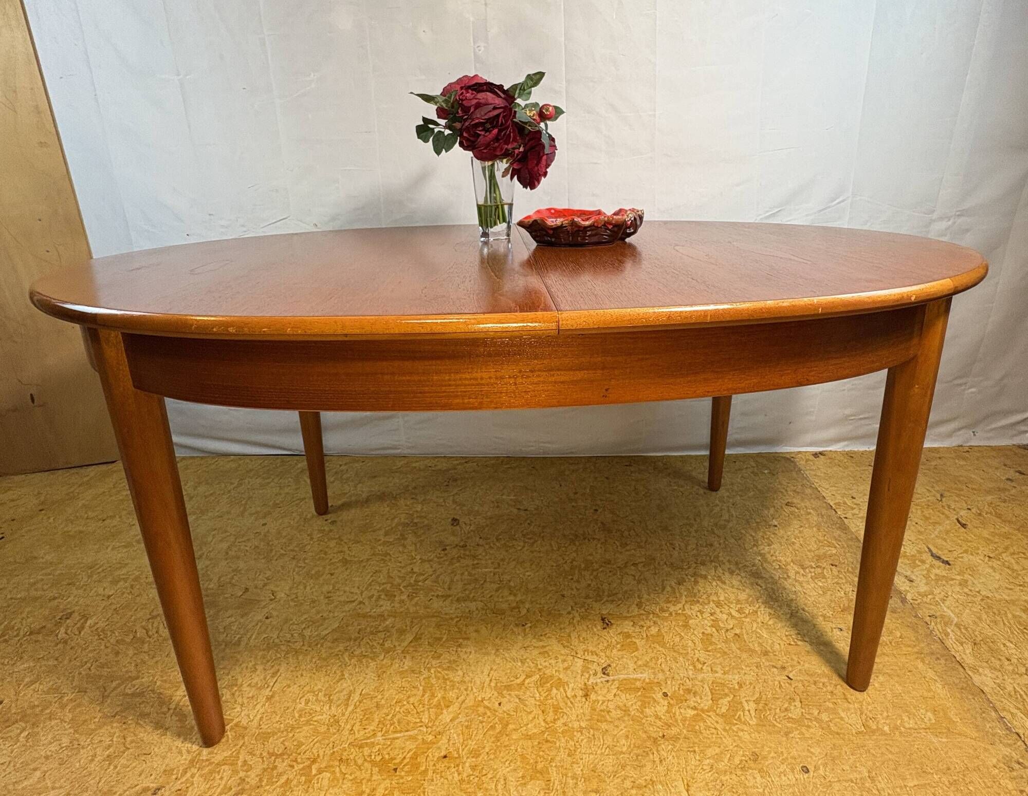 Mid-Century Vintage Teak Extending Dining Table 1960 Danish-Inspired Design