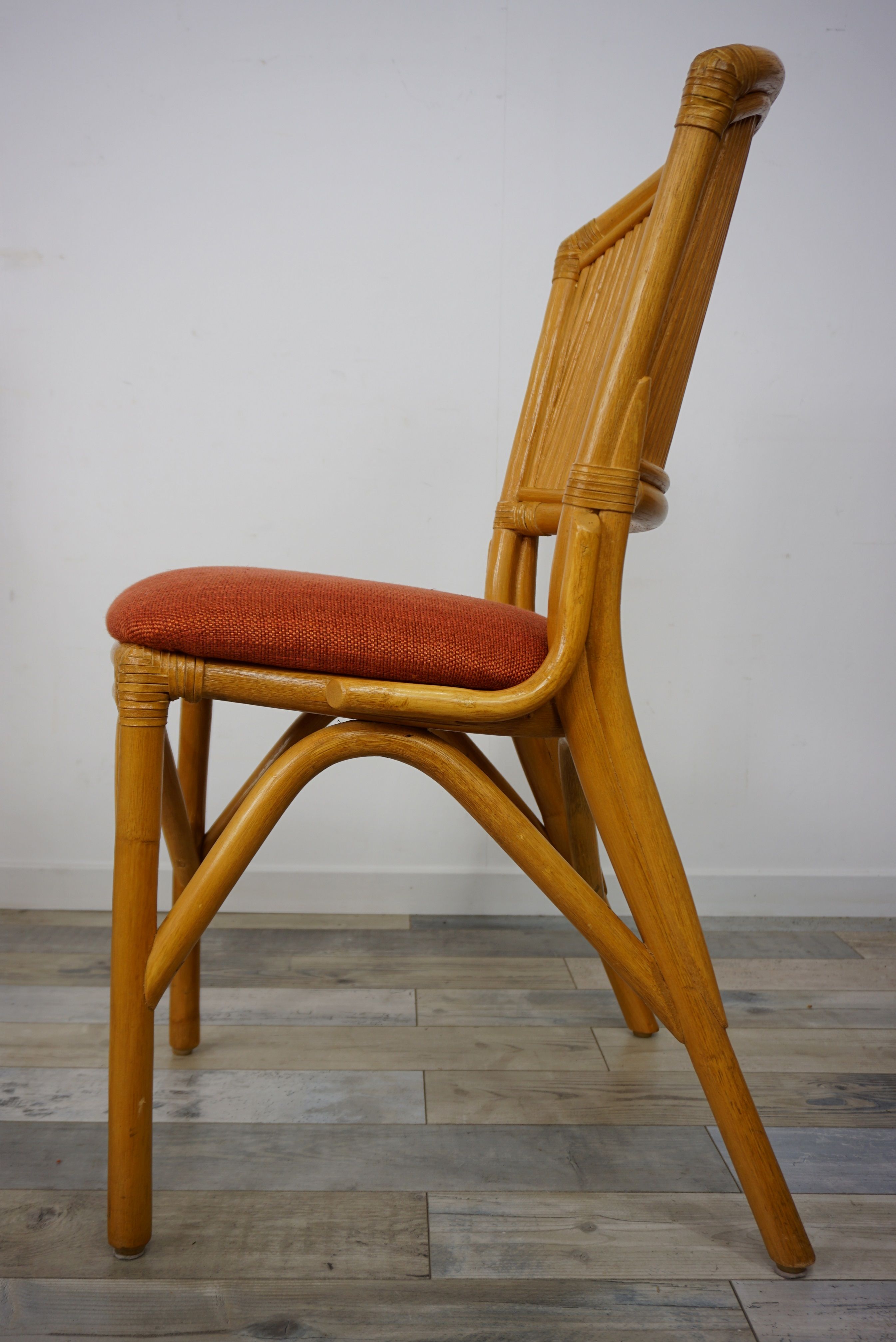 Suite of 4 chairs in Italian rattan design from the 60/70