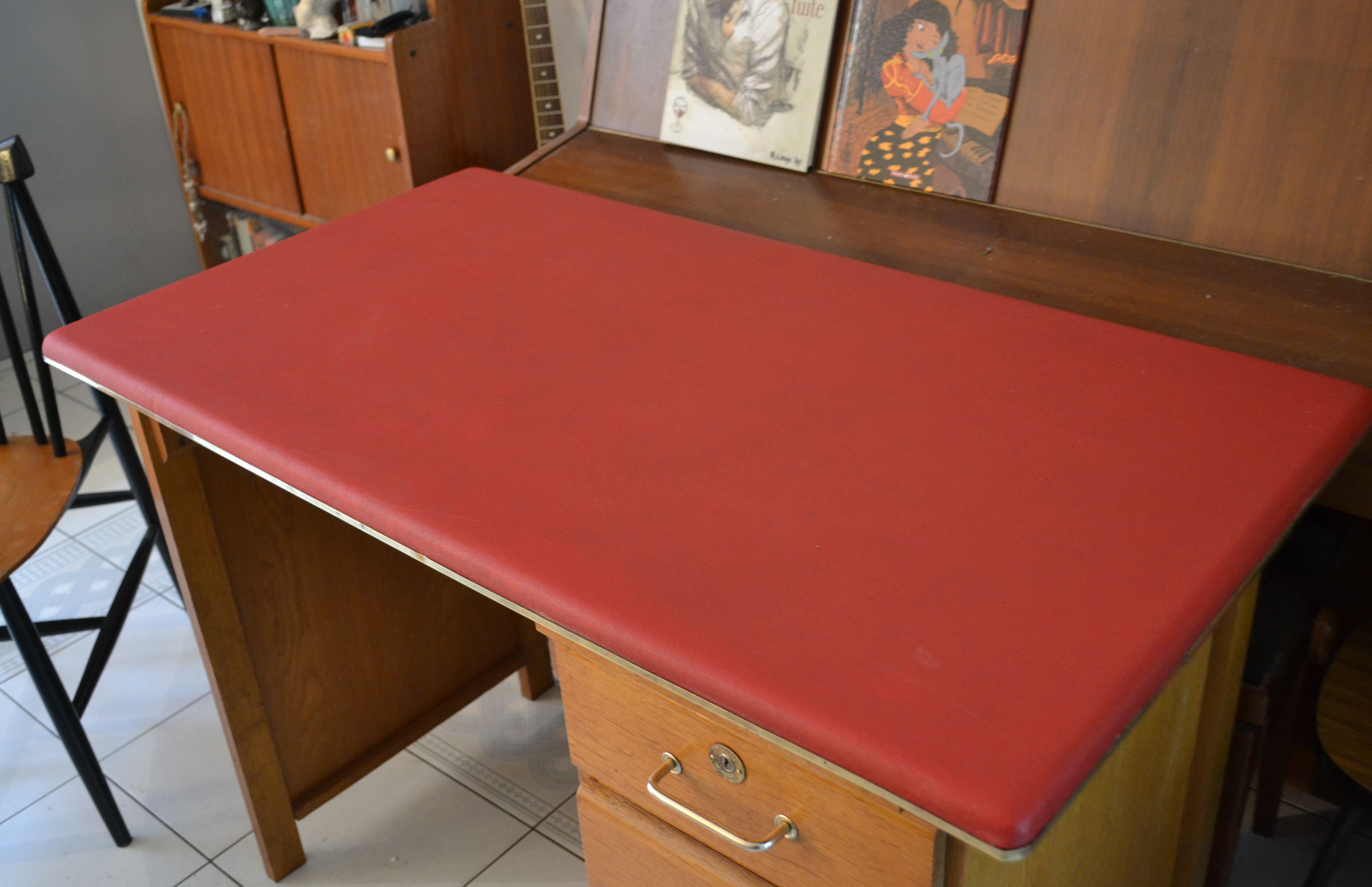 Bureau vintage 4 tiroirs marque Spirol