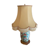 Chinese porcelain lamp with pomegranate decorations