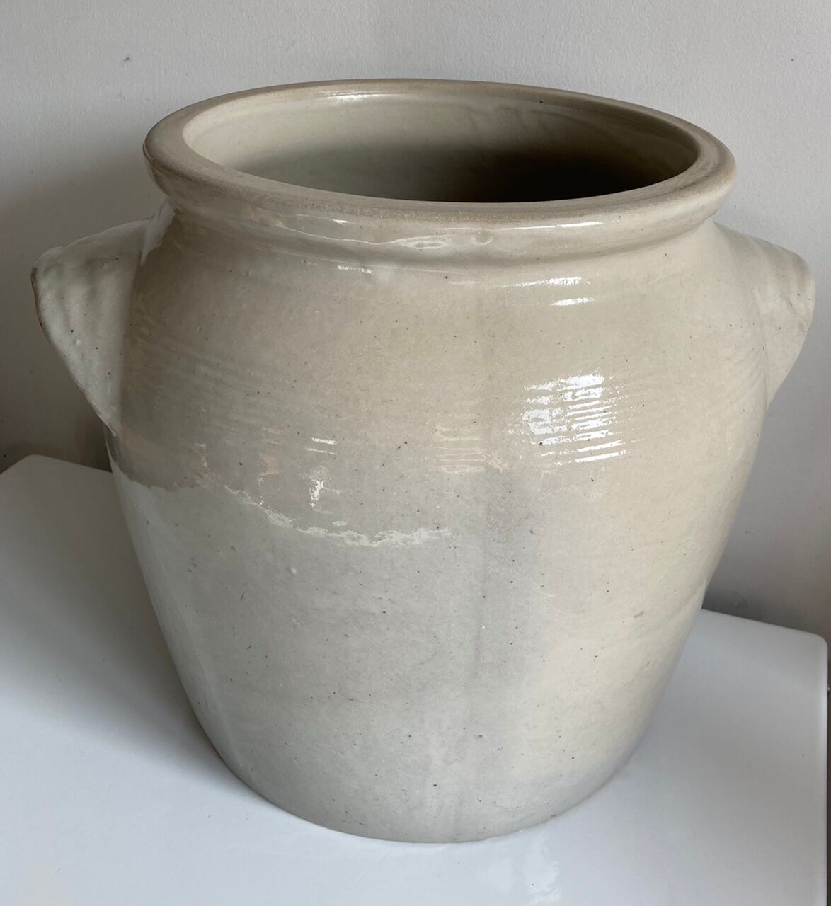 White sandstone jar xl
