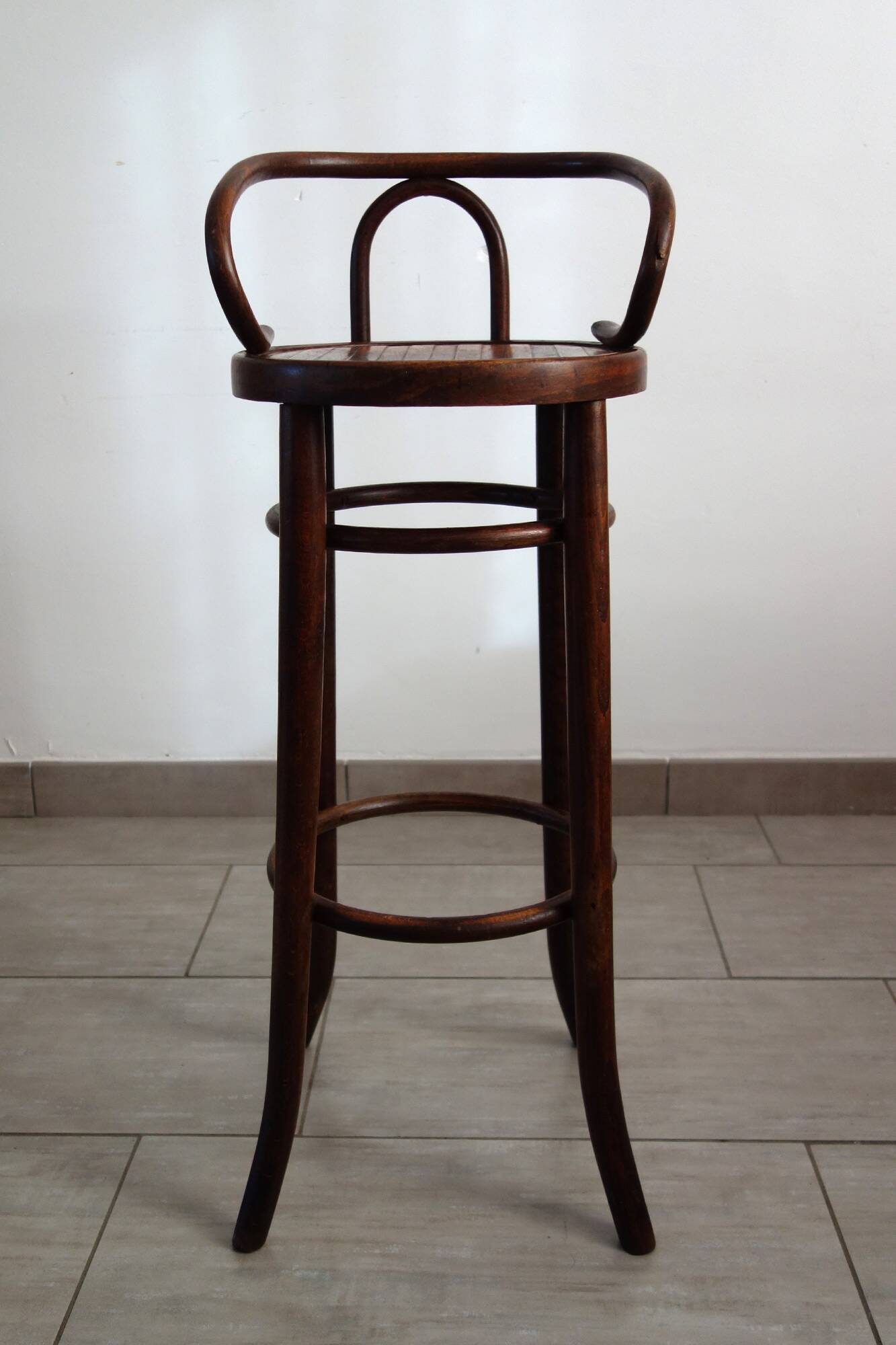 Children's high stool in curved wood, 1890s