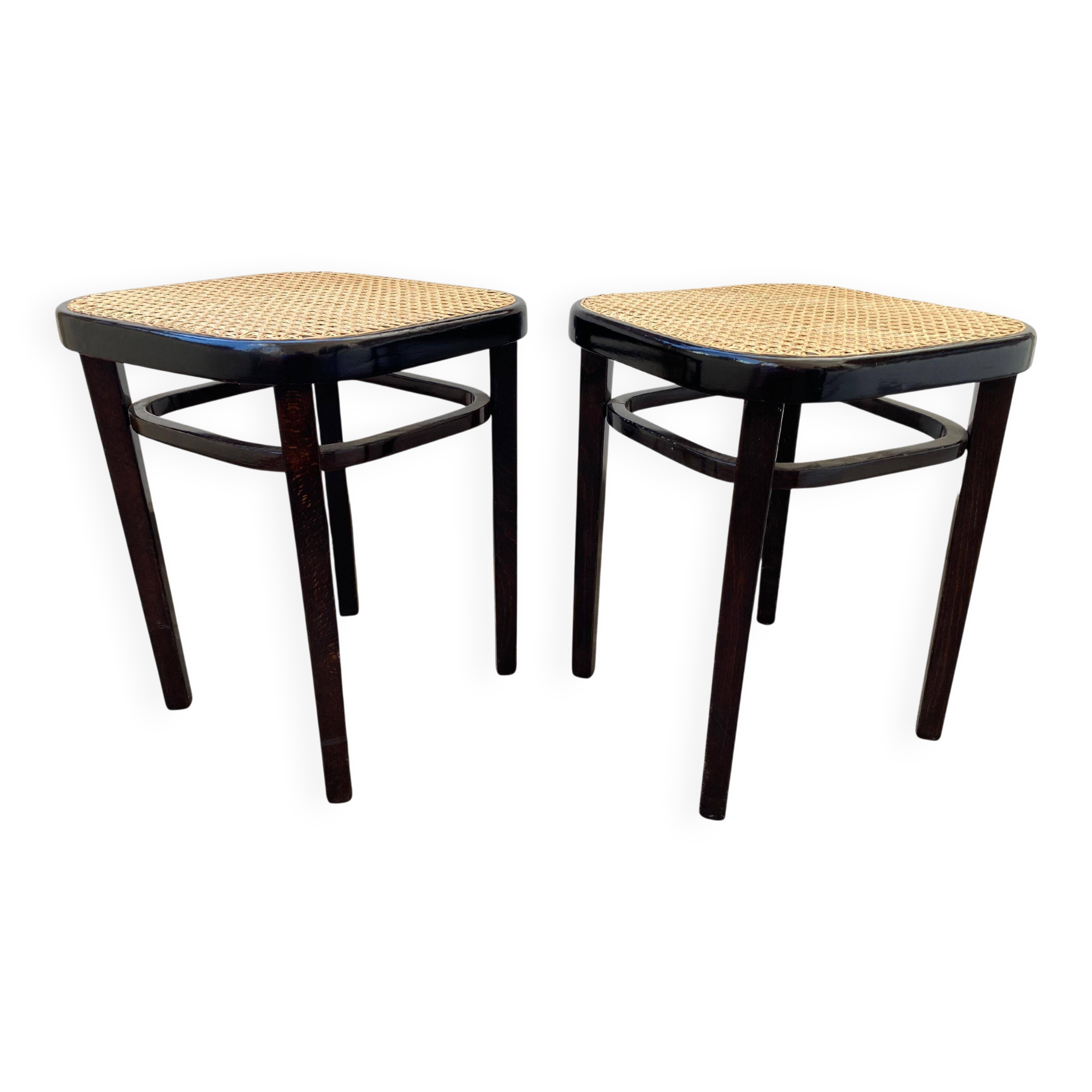 Tabourets Thonet No.144