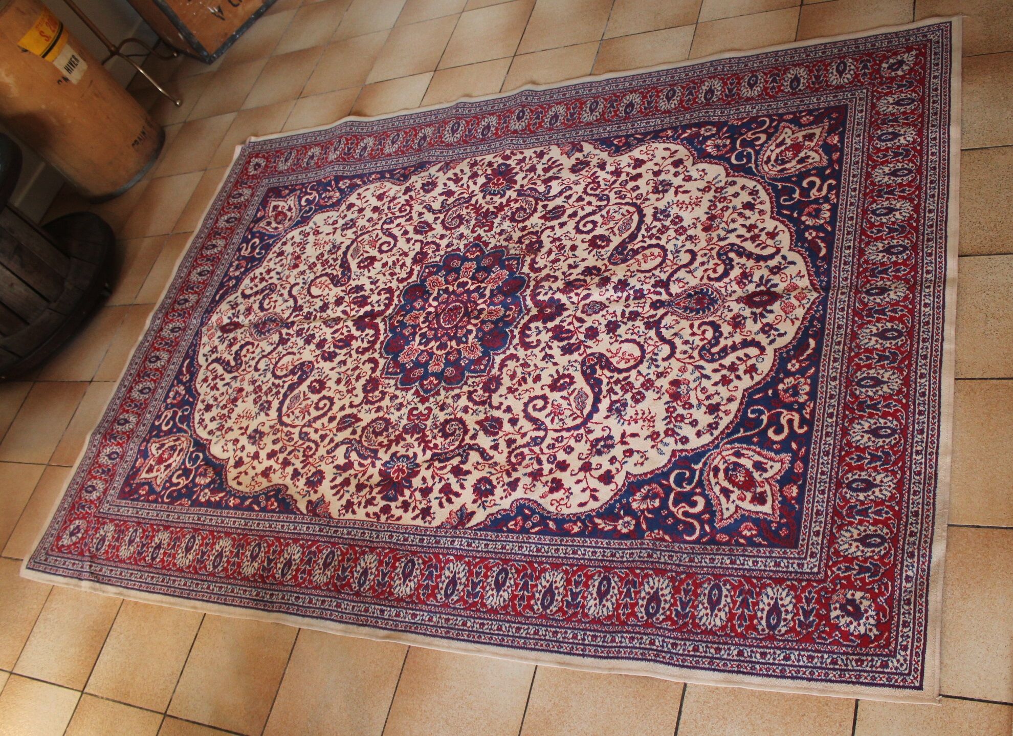Persian rug 197 x 138