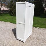 Armoire parisienne