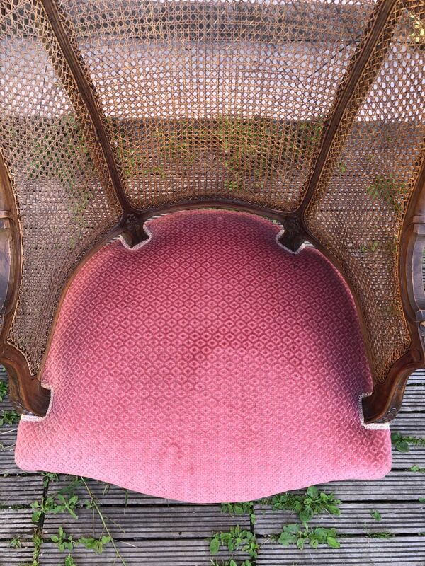 Fauteuil en noyer et cannage style Louis XV