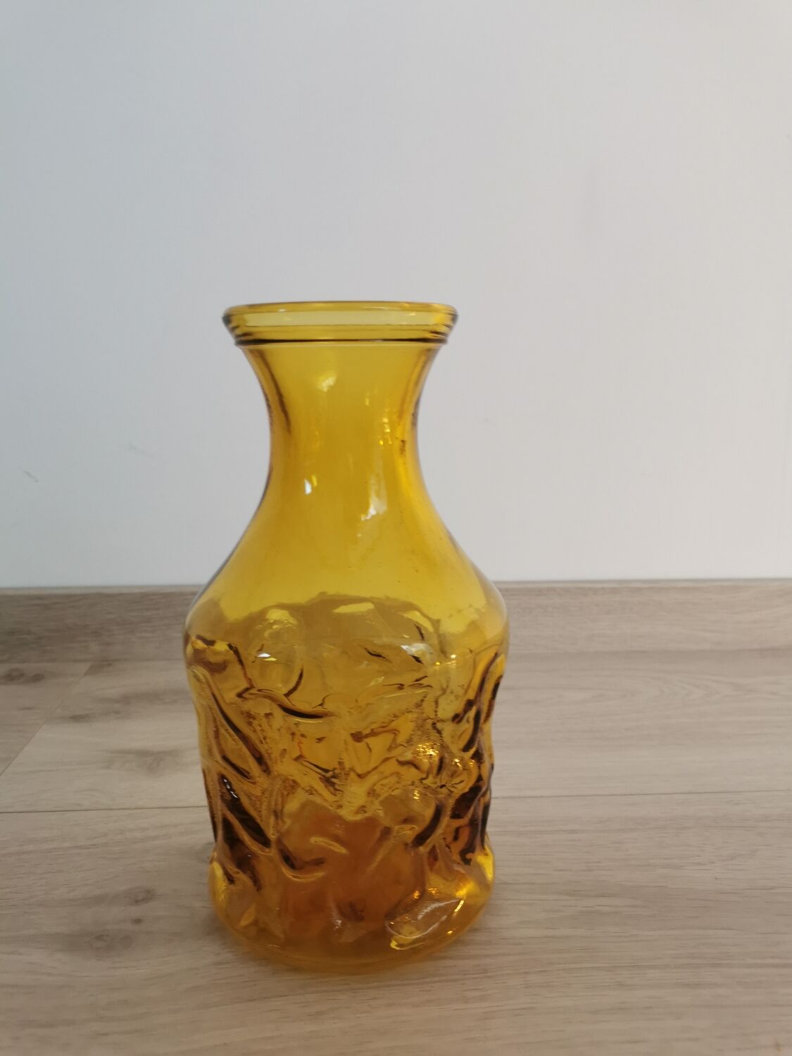 Vintage pitcher and glasses service