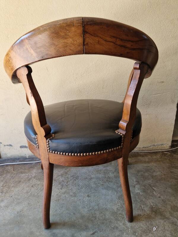 Louis Philippe period desk chair, circa 1840 - Molded wood