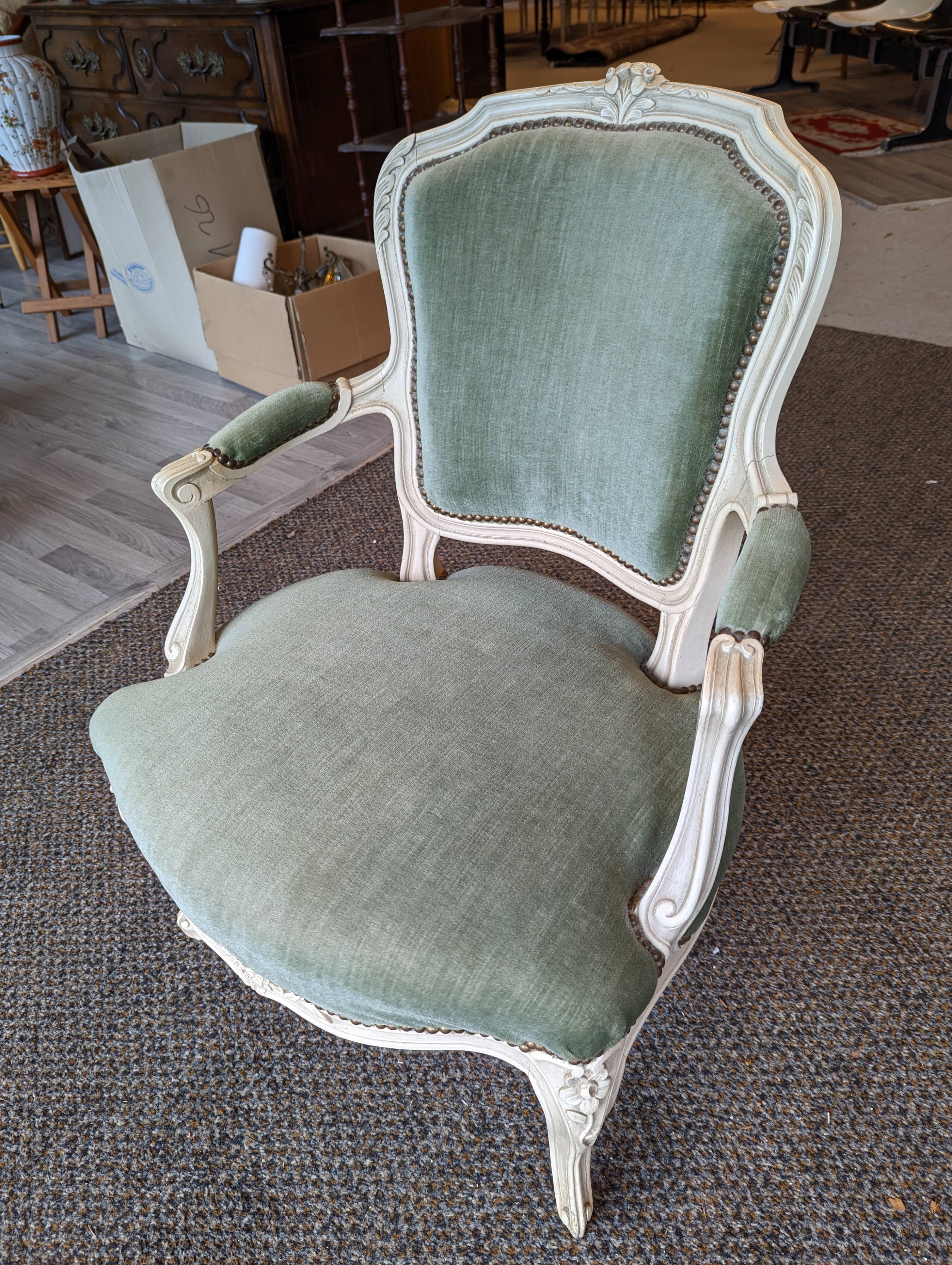 Paire de fauteuils Louis XV