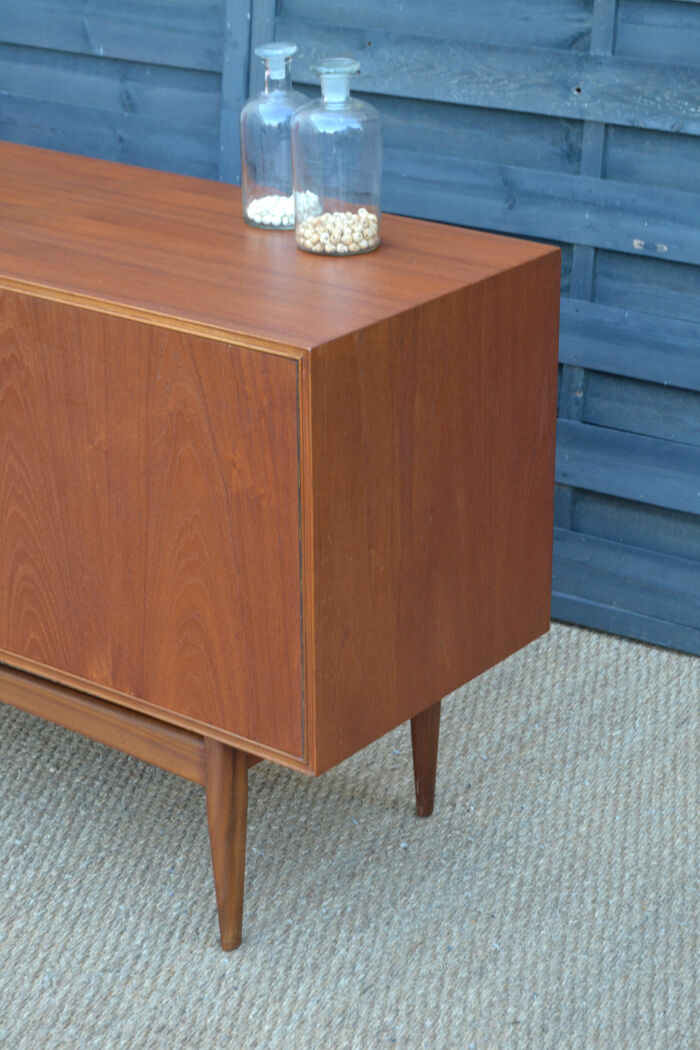 Enfilade en teck par McIntosh * 176 cm