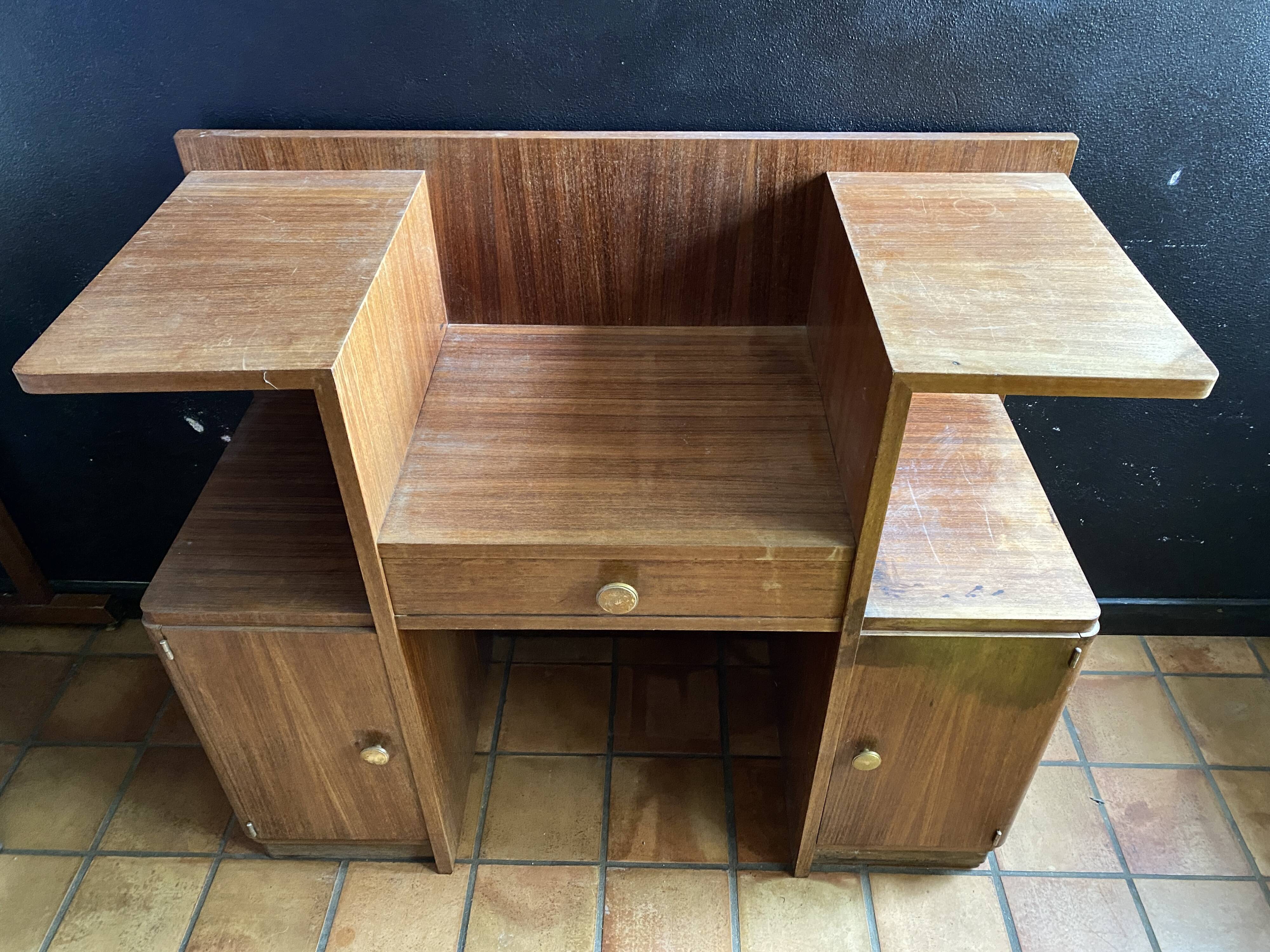 Art deco furniture to be refinished
