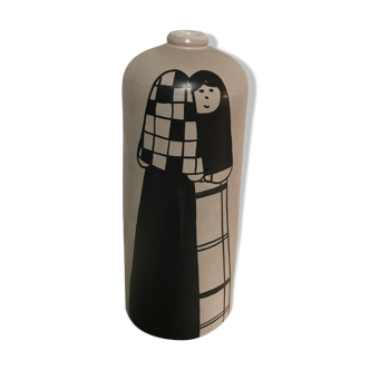 Ceramic bottle vase