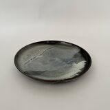 Grand plat en céramique émaillée fait main et signé PM, France 1970