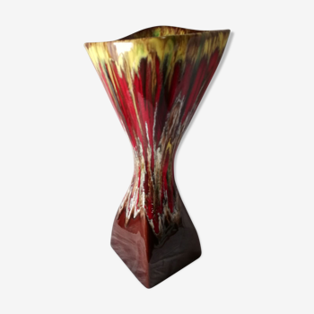 Vallauris vase free form square base