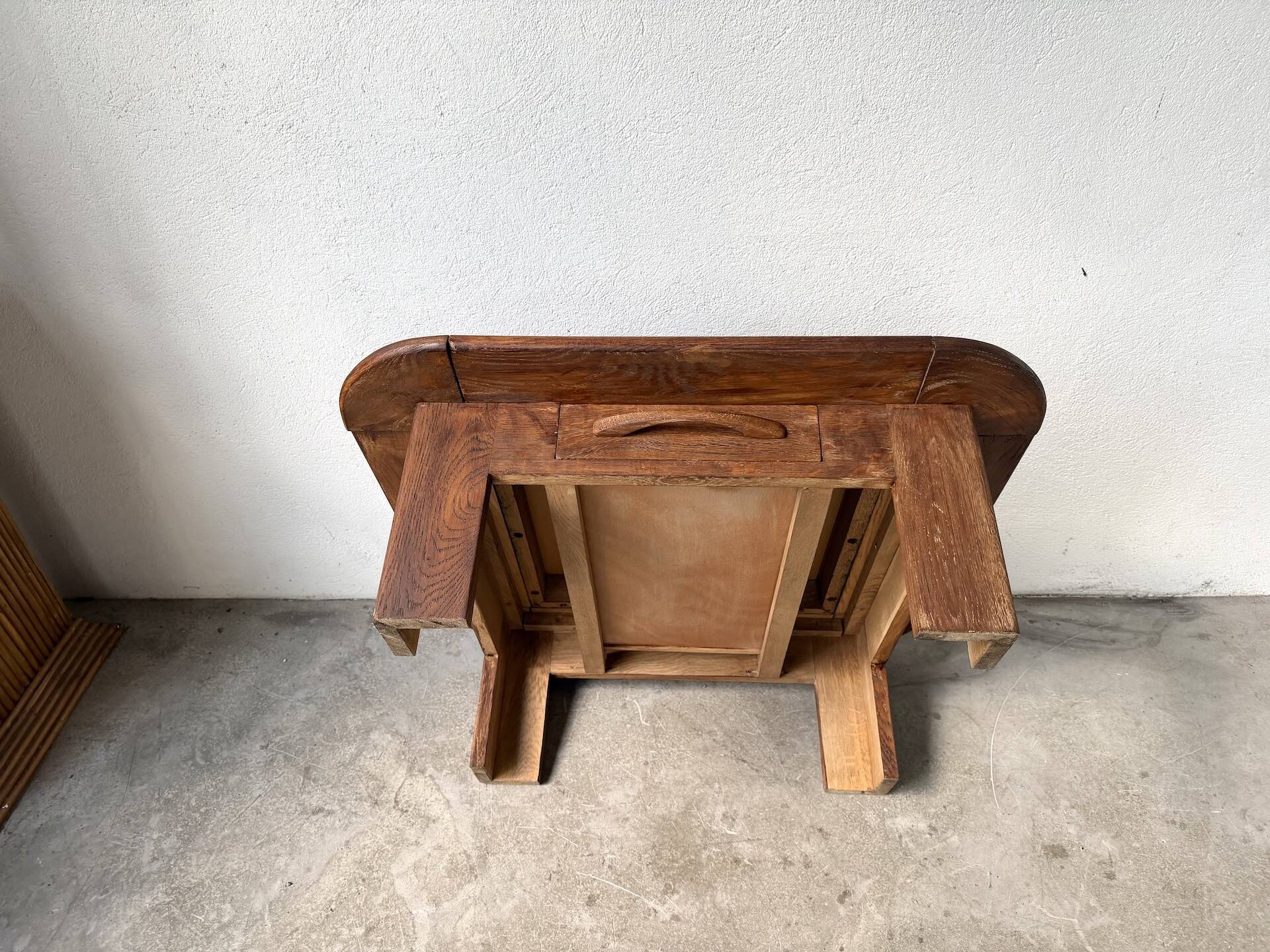 Oak coffee table with a double top
