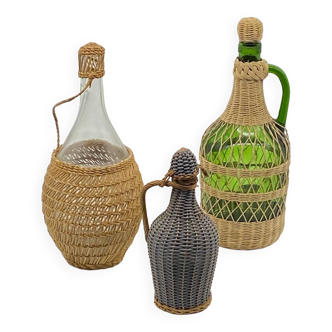 Trio bouteilles / dame Jeanne , habillées osier, rotin, fibres naturelles