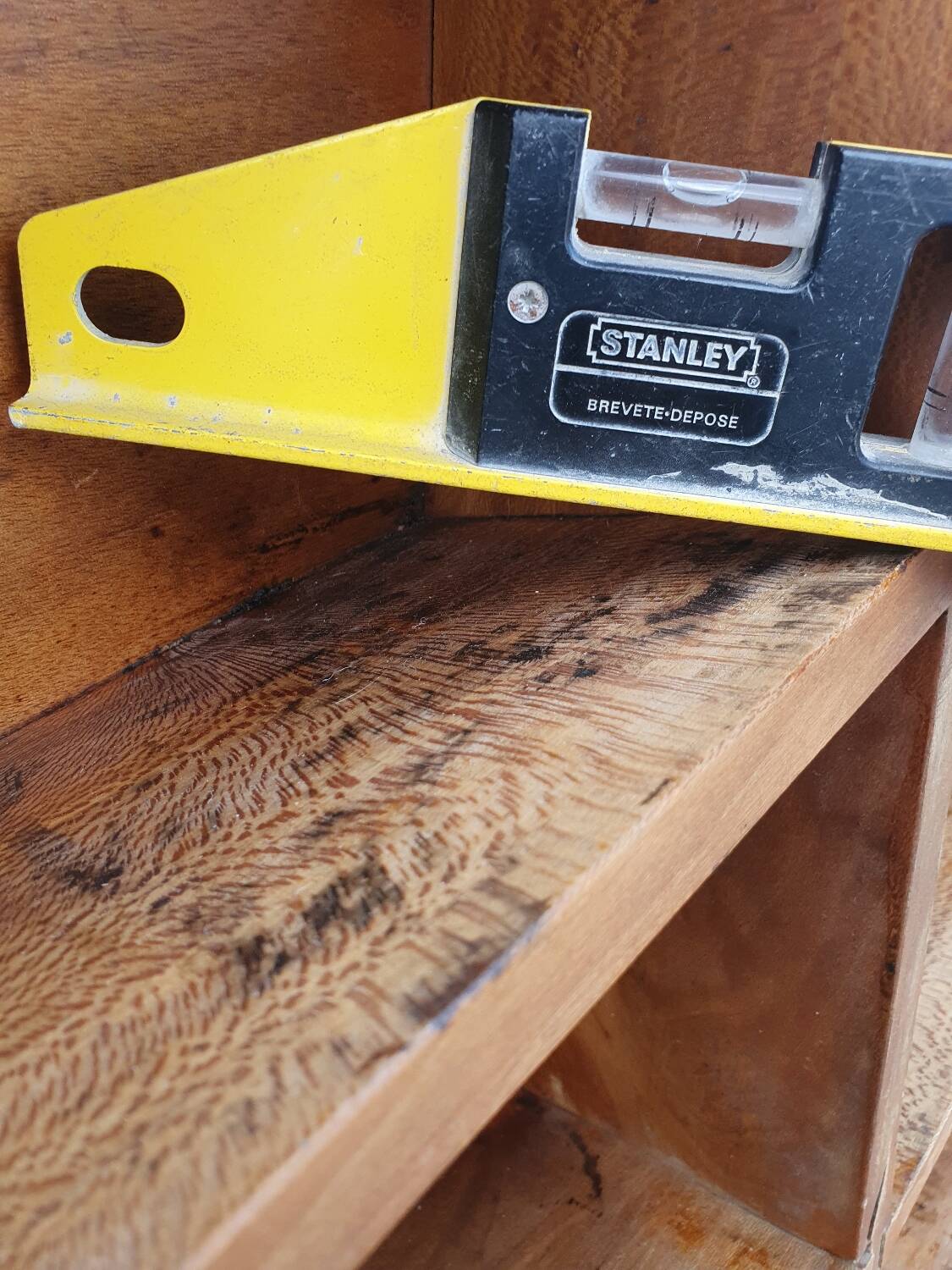 Double-sided workbench