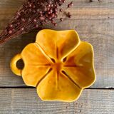 Empty pocket vintage ceramic clover