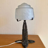 Art Deco lamp signed by Müller Frères in wrought iron and moulded glass.