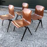 Stackable school Chair S22 de Pagholz Galvanitas