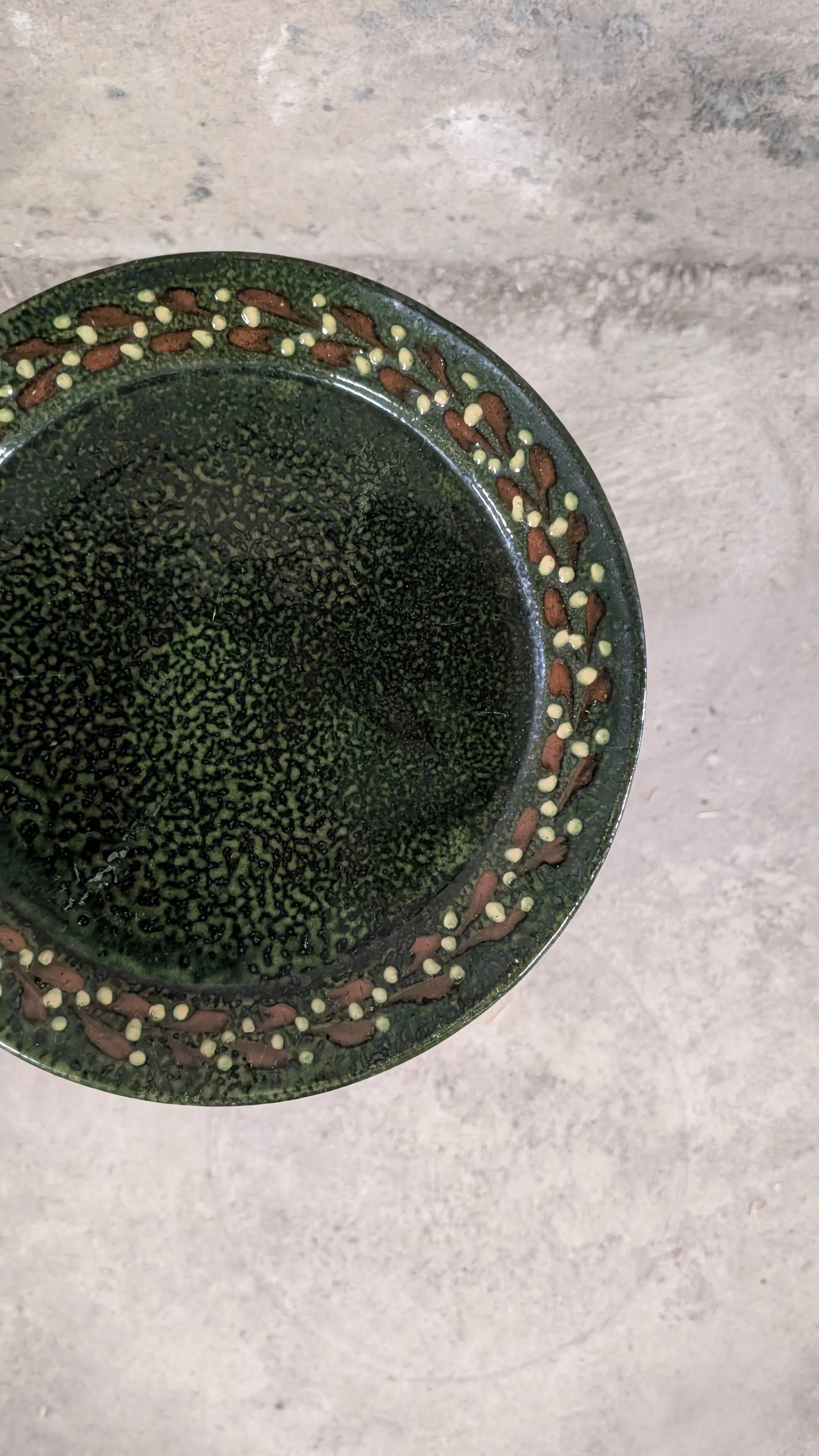 Green stoneware dish