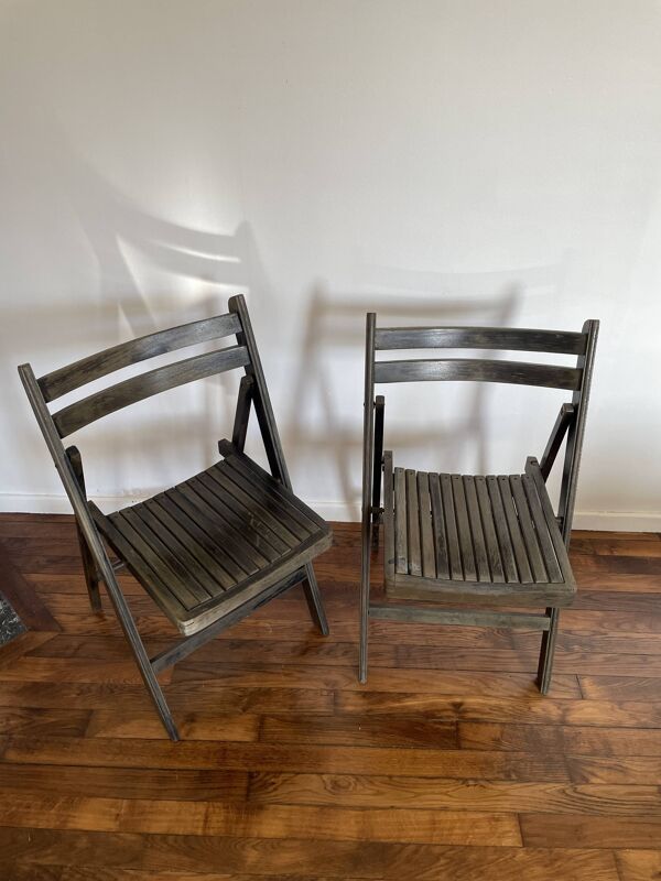 Lot de 2 chaises pliantes anciennes