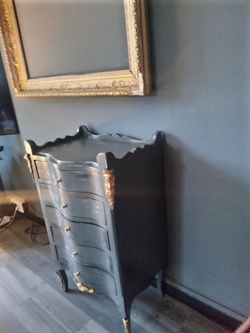 Small grey dresser patinated Louis XV style