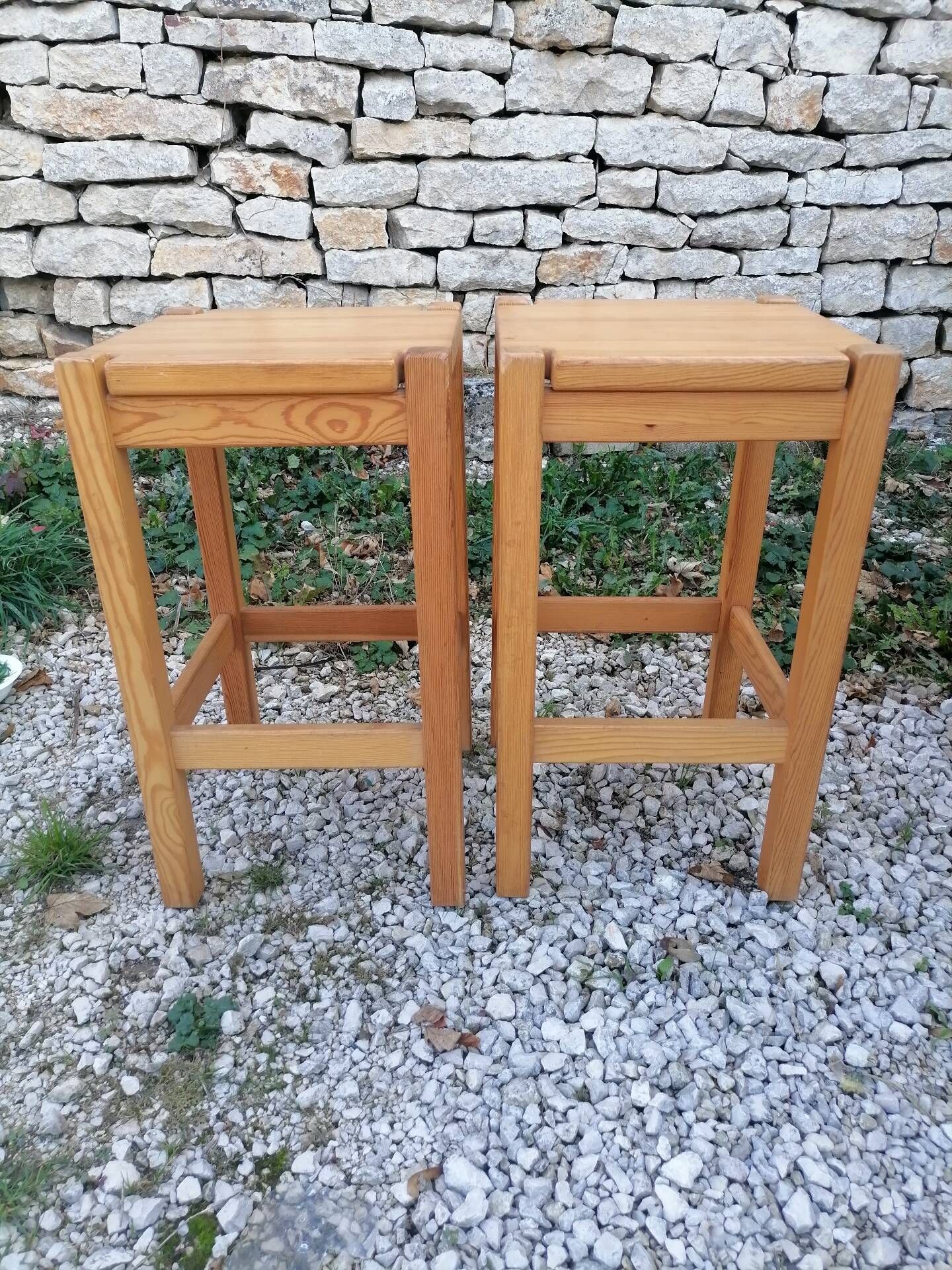 Pair of stools. Vintage