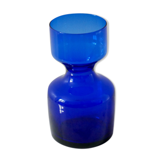 Vase en verre bleu cobalt, design scandinave