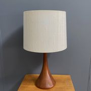 Lampe de table en teck par Domus modèle 7442, années 1970