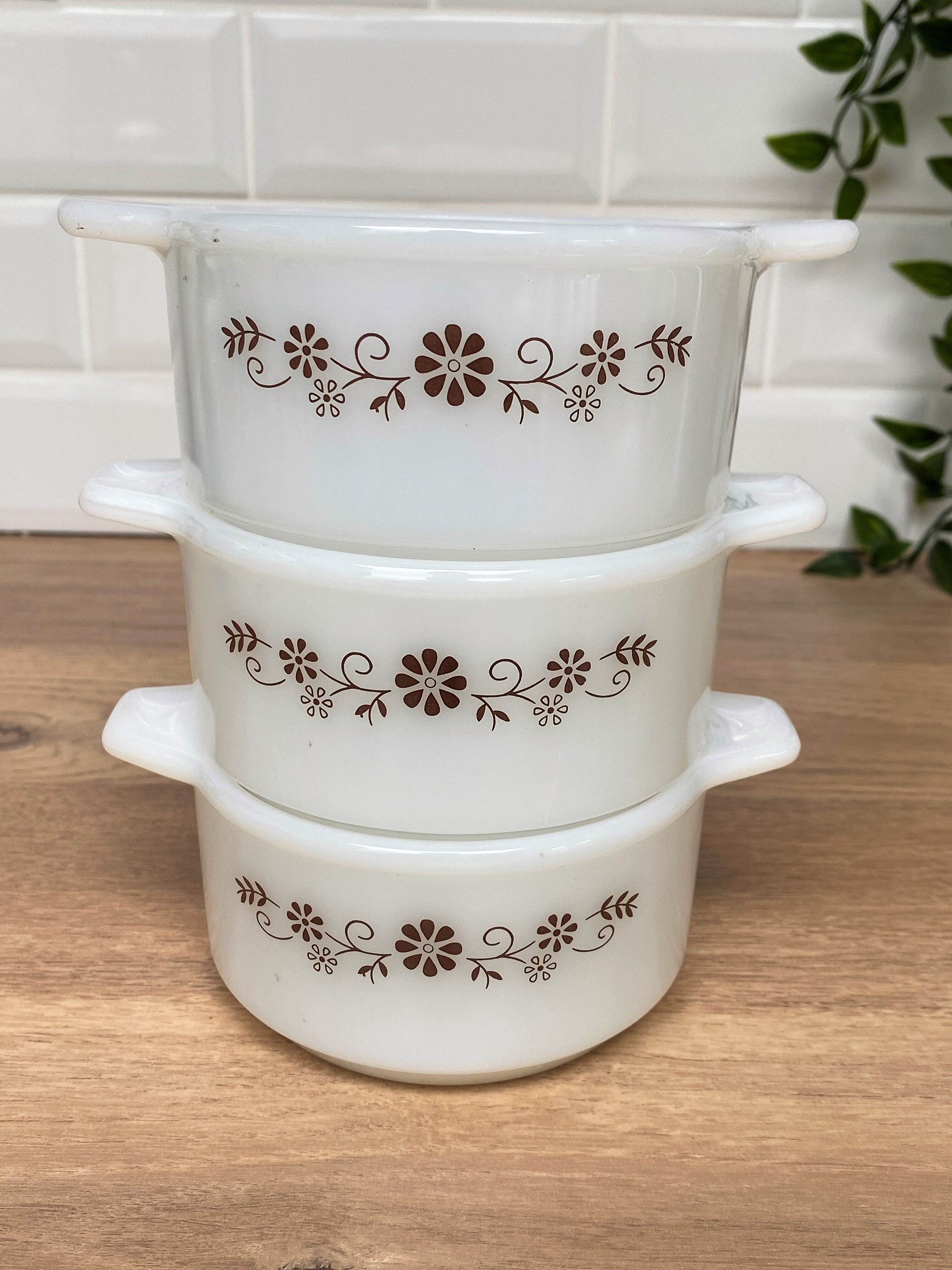 3 bowls, Pyr-o-rey ramekins