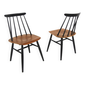 Set of 2 Scandinavian "Fanett" chairs by Ilmari Tapiovaara, Sweden, 1960