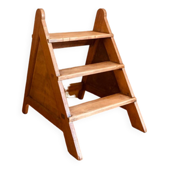 Closed staircase from the mid-20th century, mortise joints