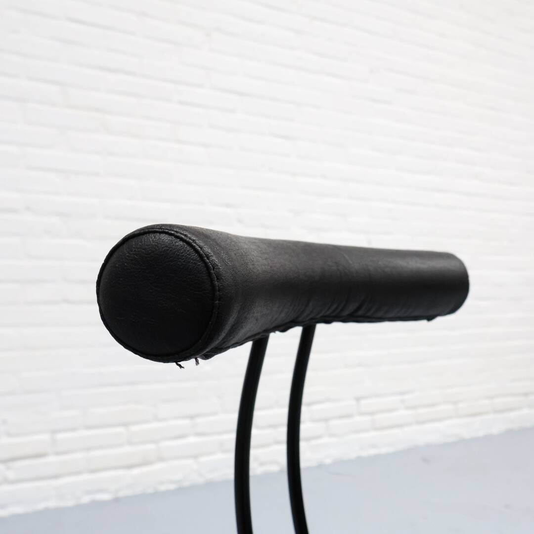 Chaise de salle à manger postmoderne Artelano