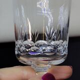 8 anciens verres a vin en cristal de baccarat taillé gravure 10742