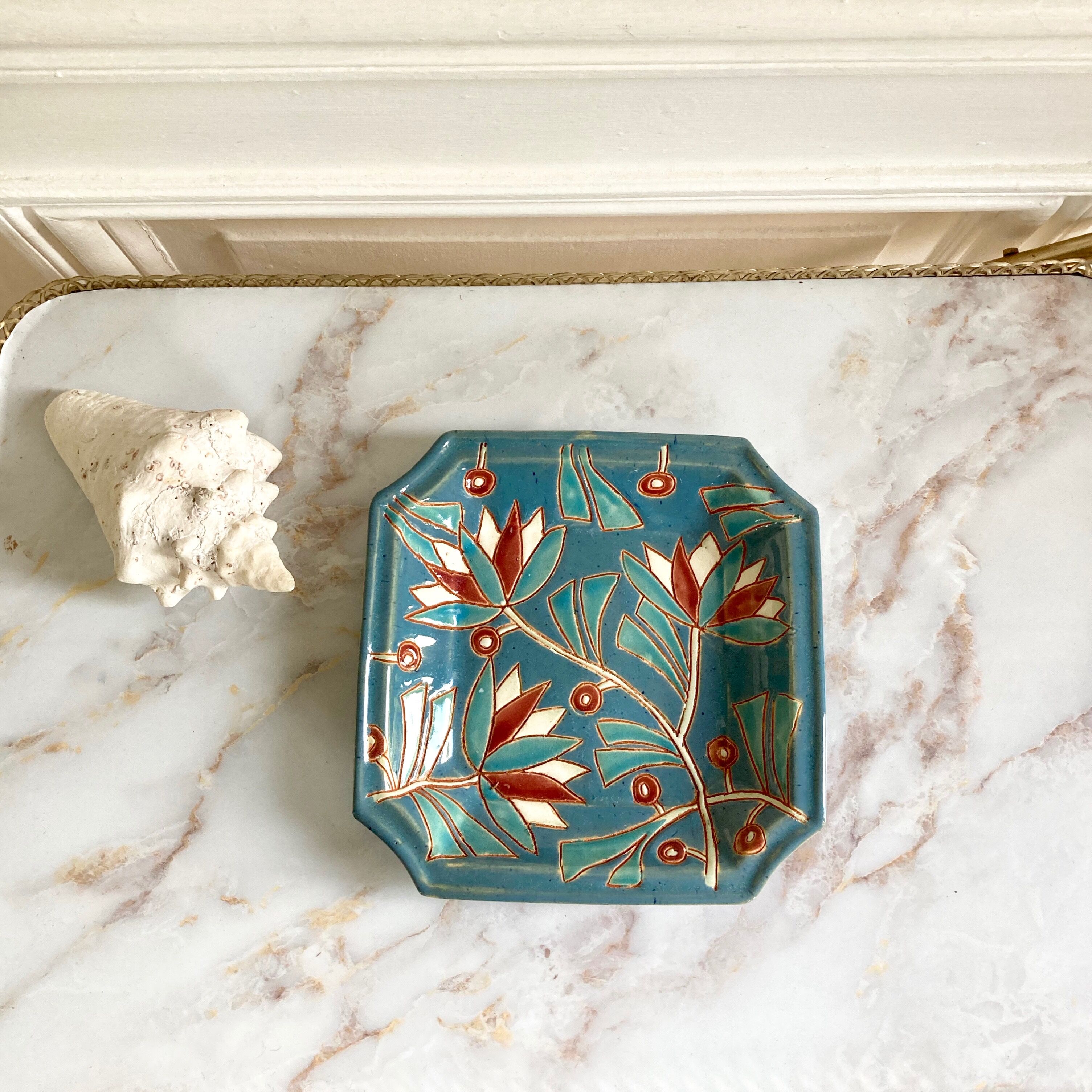 Ceramic pocket vacuum