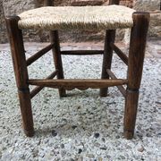 Chaise paillée brutaliste