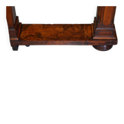 Table d'écriture Renaissance en noyer flamé style Pugin, vers 1850