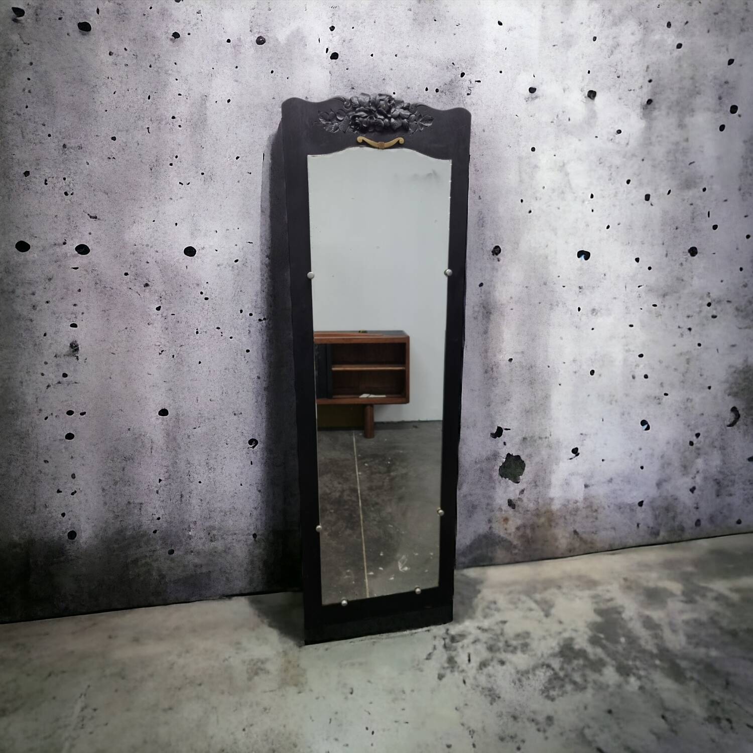 Large mirror from the early 20th century