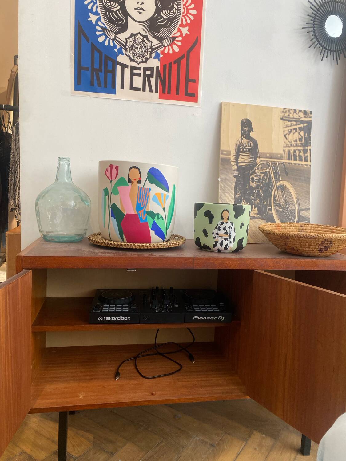 Small vintage sideboard with black metal legs