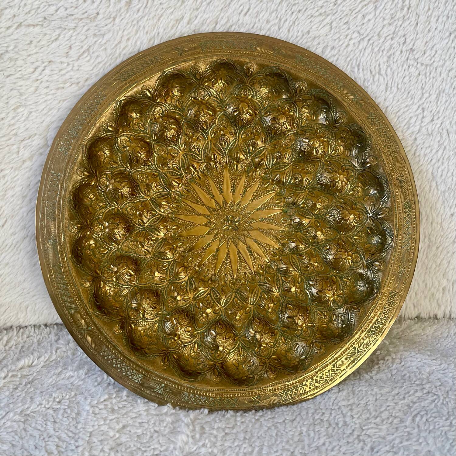 Brass pocket emptier