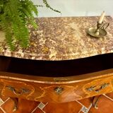 commode de style Louis XV