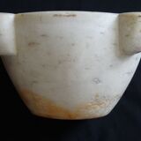 Carrara marble mortar of eighteenth period 37 x 18 cm