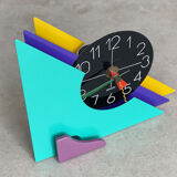 Vintage 80s clock - triangles